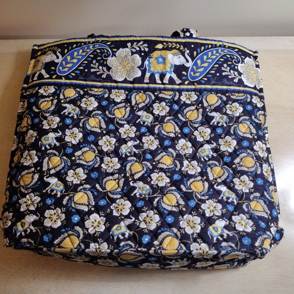 Vera Bradley Ellie Blue (Fall 2009) Large Shoulder Tote - Picture 4 of 8